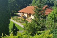 dombról